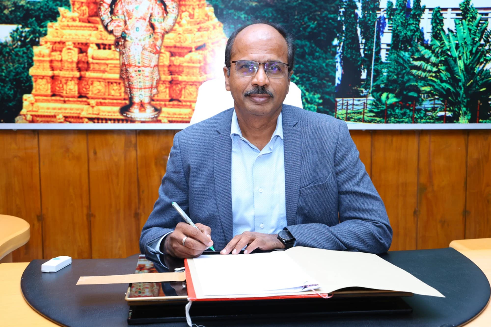 Prof. Tata Narasinga Rao, Hon'ble Vice-Chancellor